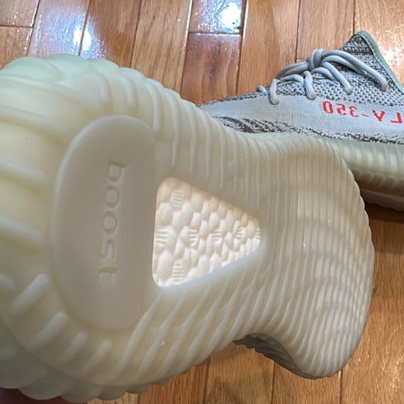 Yeezy Adidas 350 V2 Blue Tint - Picture 2 of 3